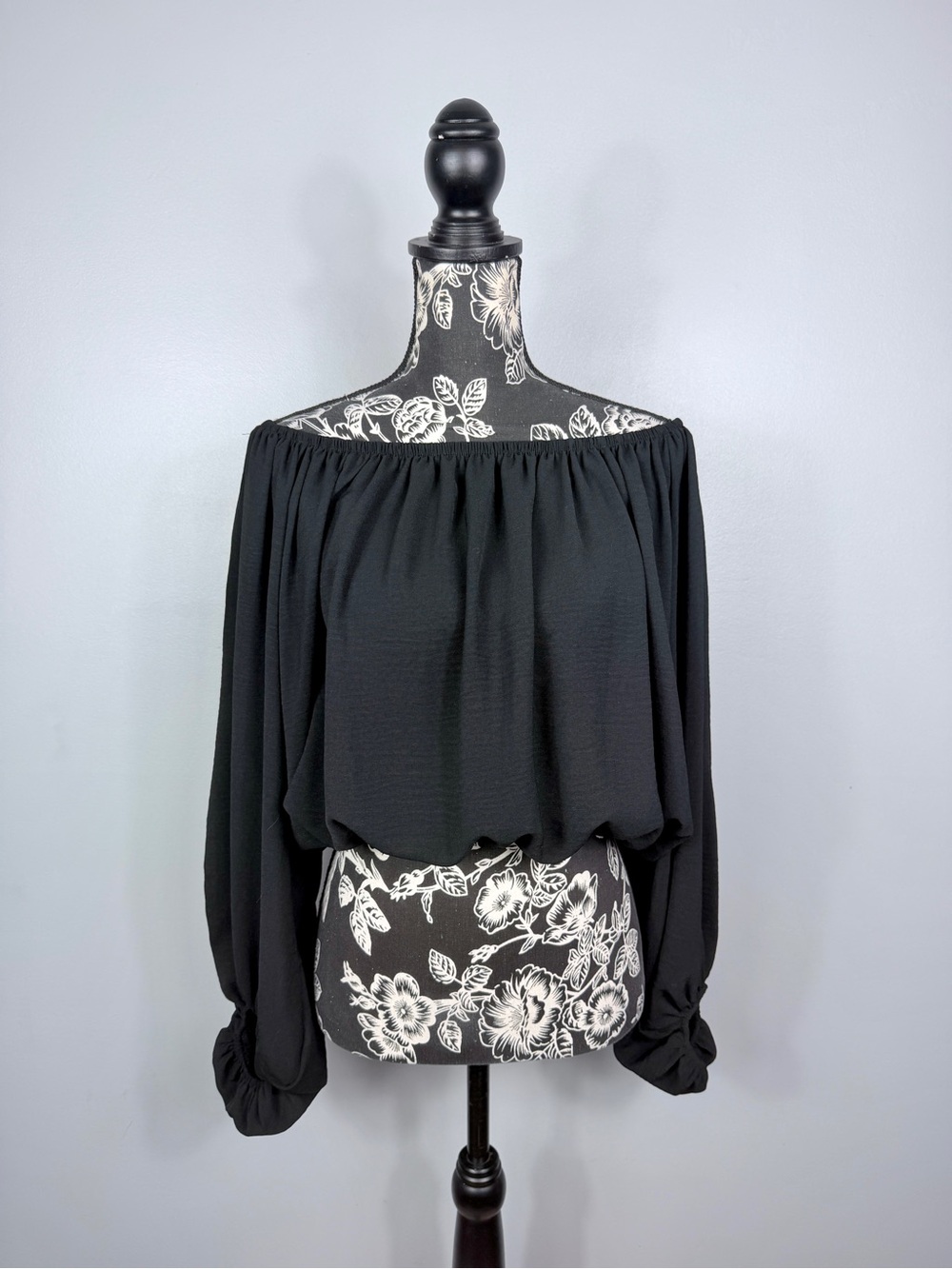 Wild Love black off the shoulder cropped long sleeve top size medium